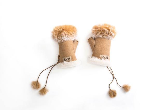 MUBO UGG Genuine Sheepskin Fingerless Gloves | Twinface Sheepskin